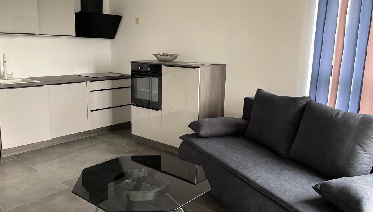 Vila Sani Crikvenica Apartment Exterior photo